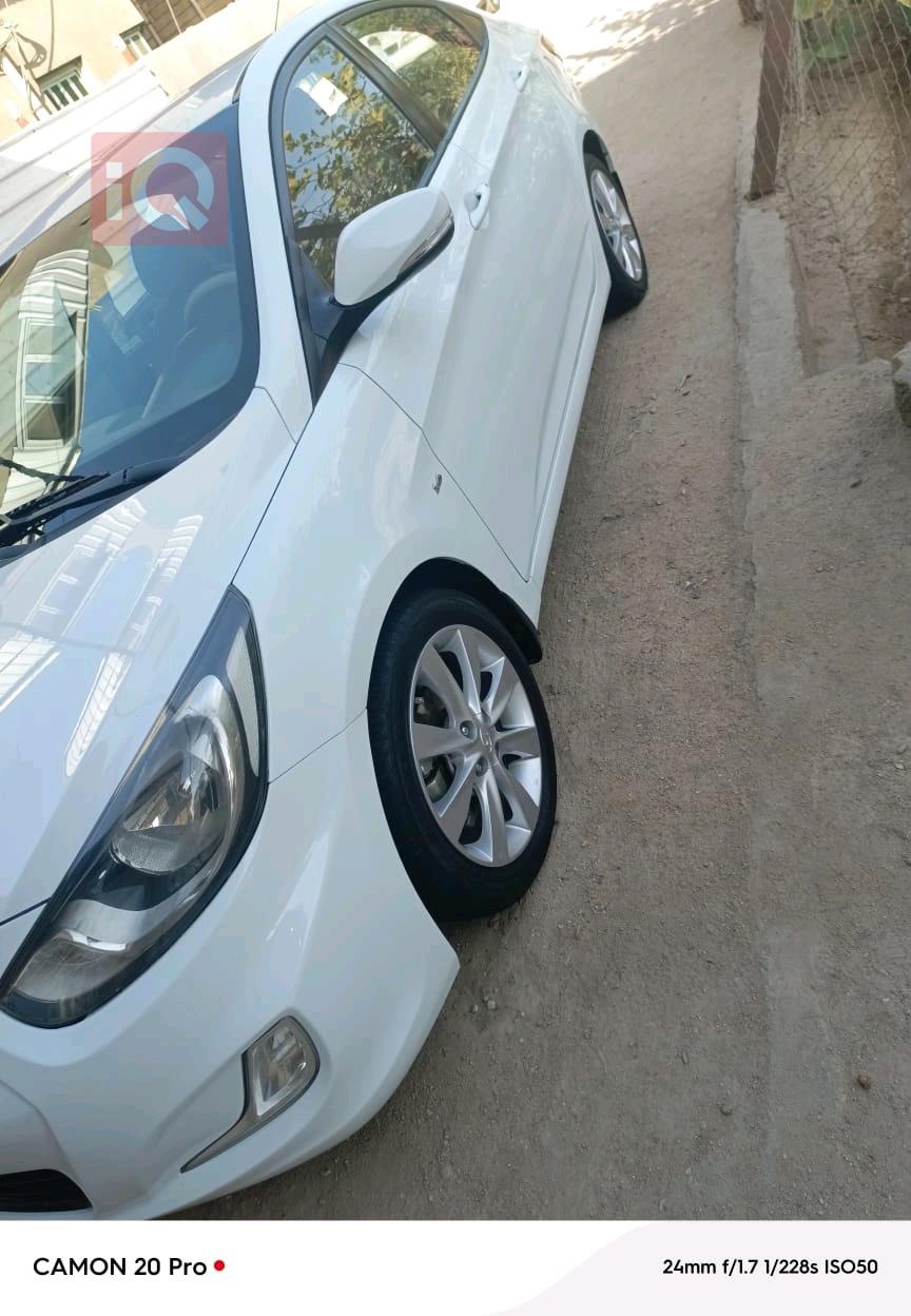 Hyundai Accent